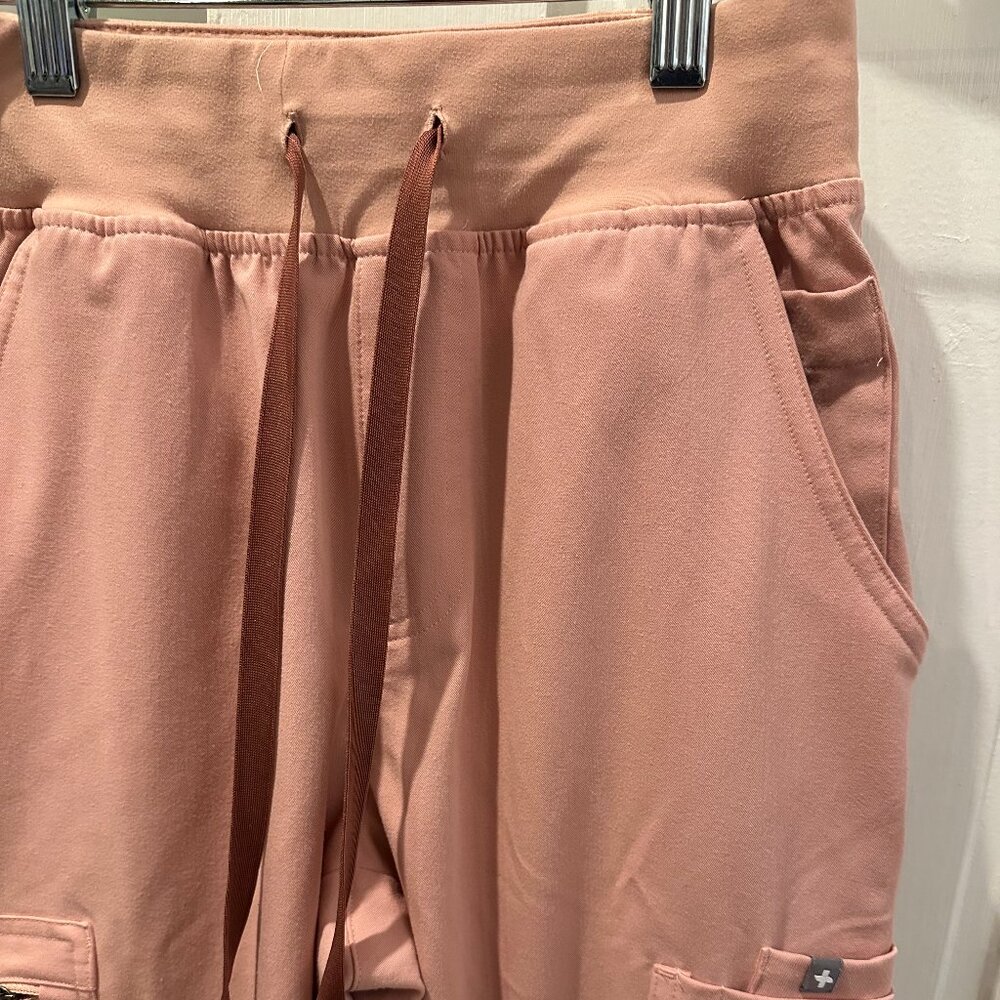 FIGS High Waisted Petite Yola Skinny Scrub Pants